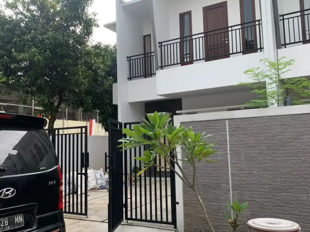 Rumah Cantik di Cluster Puri Madani Pondok Cabe