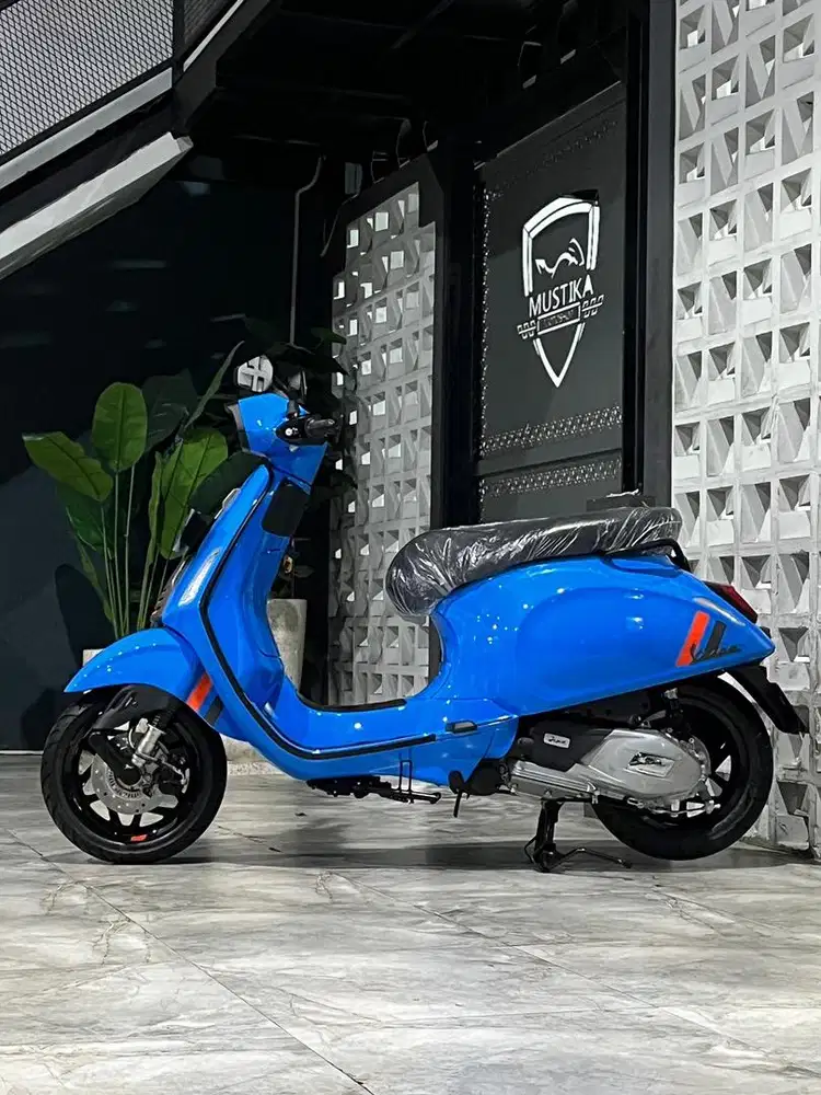 Istimewa OdO 0perak‼️Vespa Sprint  S 150 ABS th 2025 - Ayu Mustika