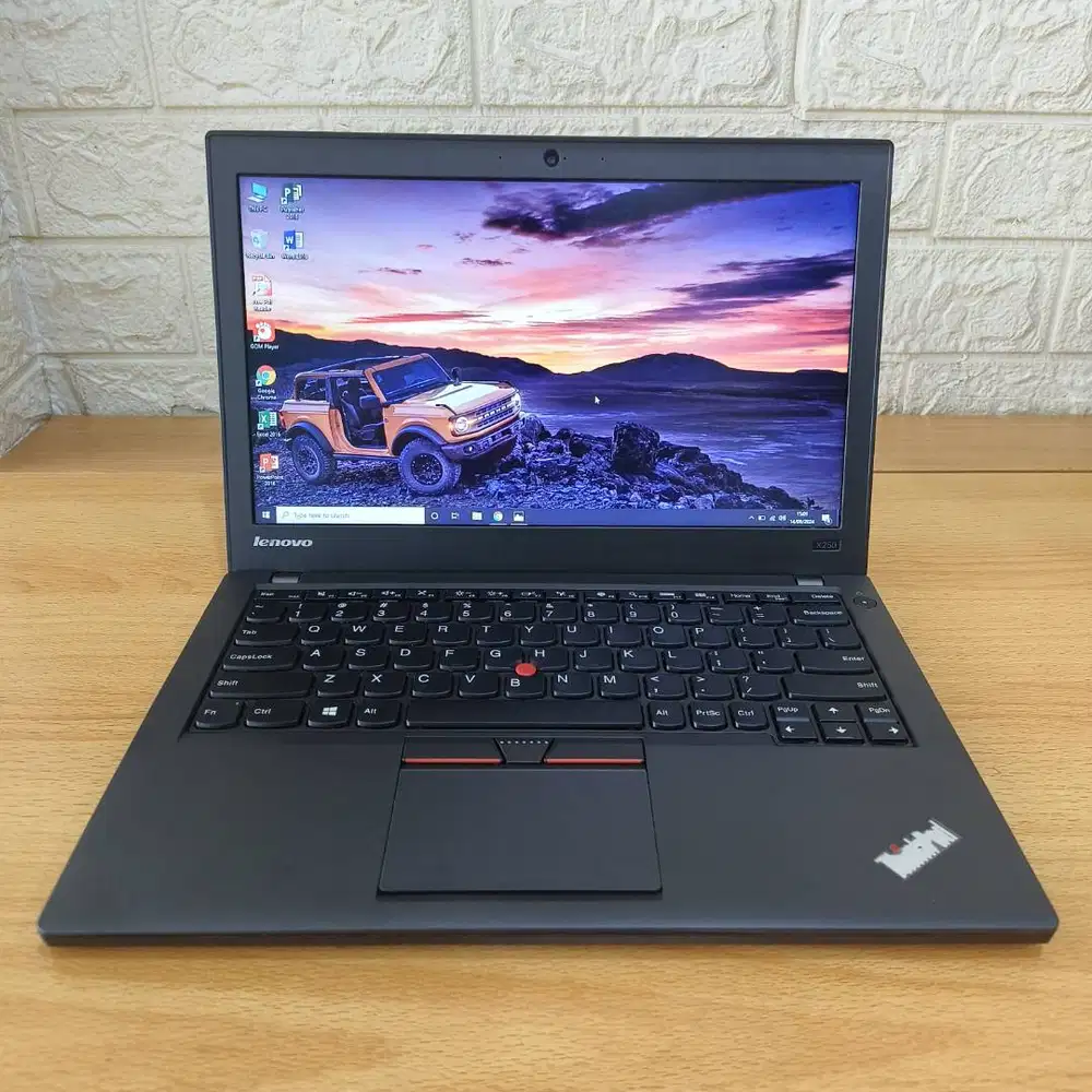 Laptop Lenovo ThinkPad x250 Core i5 Gen 5 RAM 8GB SSD 256GB