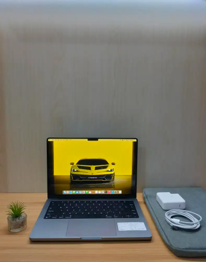 Macbook Pro 14inc 2023 M2