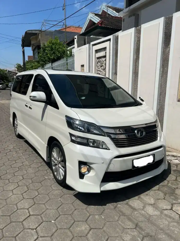 Toyota vellfire 2012 type z
