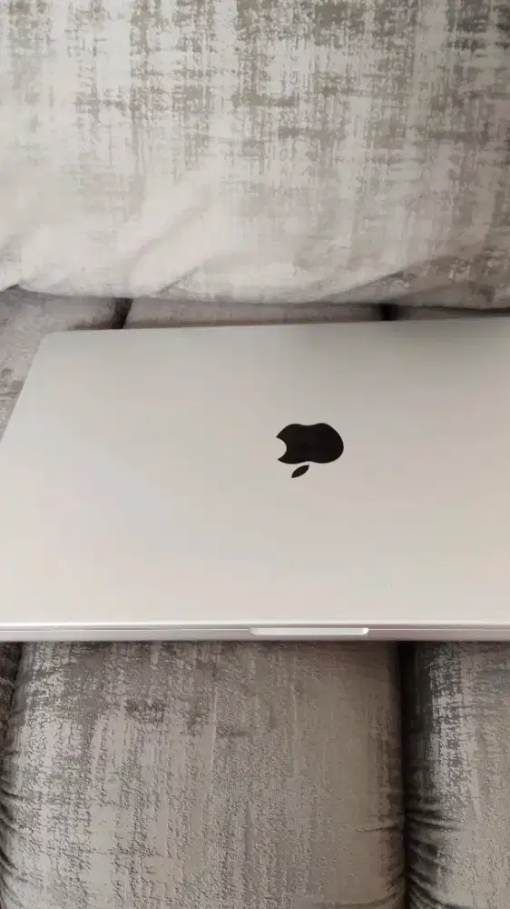 Macbook Pro M1 16/512 (16inch)