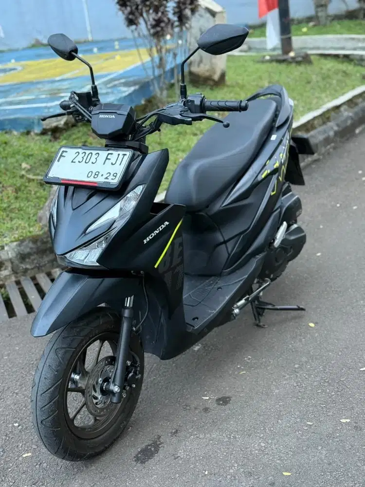 Honda Beat Street New Ban Donat Thn 2024 Hitam Mulus