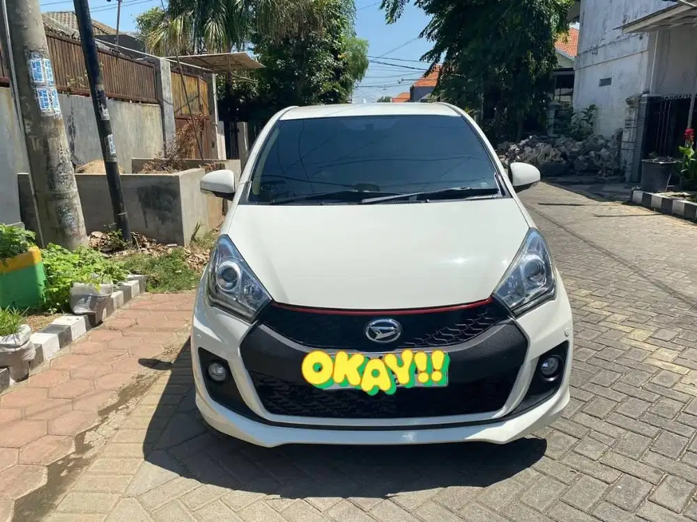 Daihatsu Sirion 1.3 M manual 2015