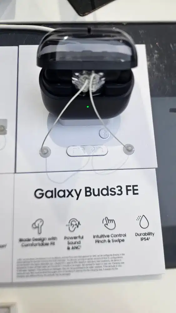 NEW GALAXY BUDS 3 FE
