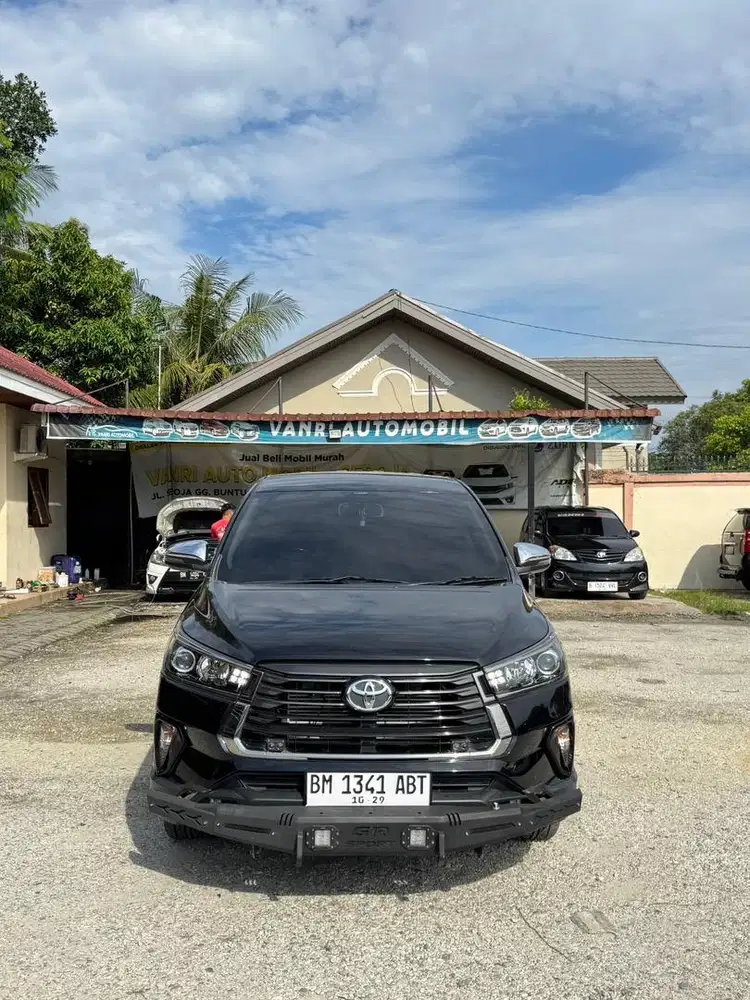 Toyota Kijang Innova Venturer Metic Diesel 2021