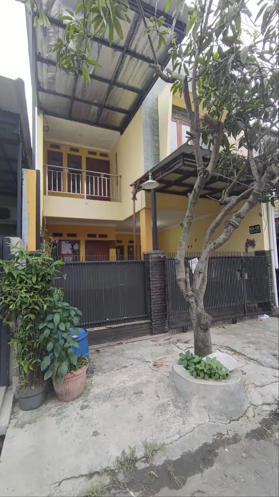 Rumah untuk tempat tinggal (2 lantai)