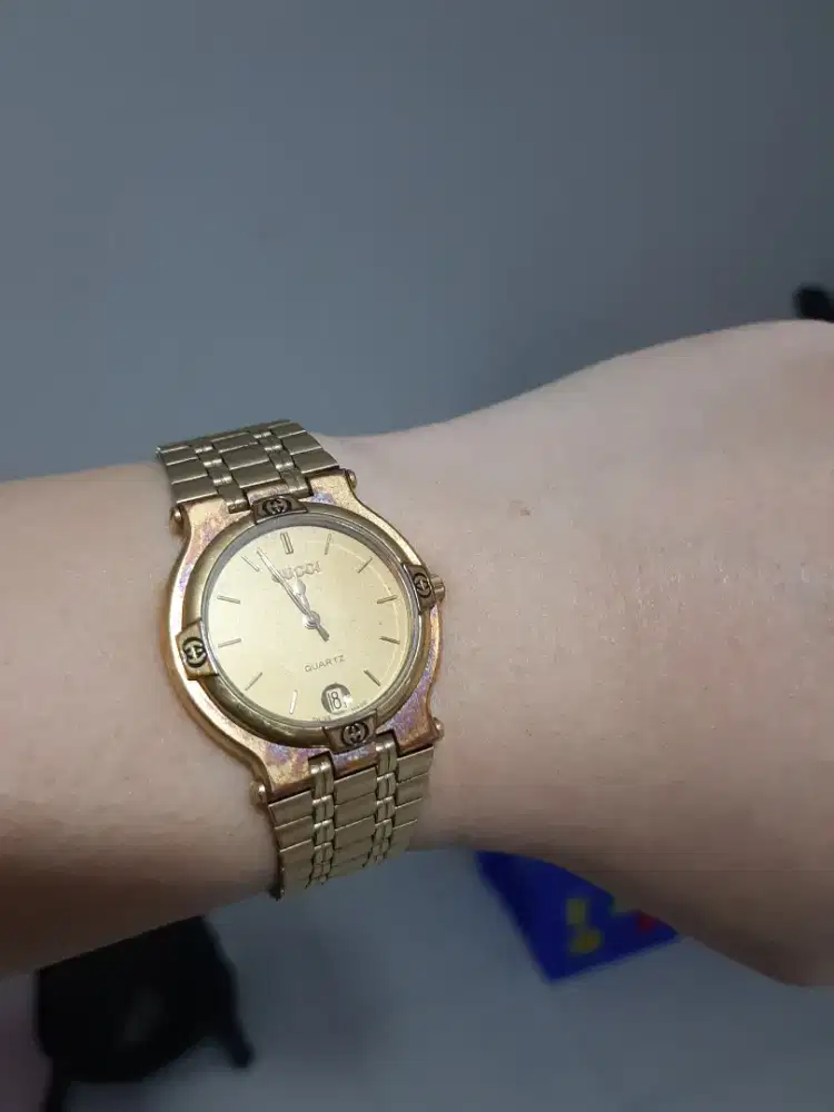 Jam Tangan unisex merek Gucci Gold Plated Vintage Original