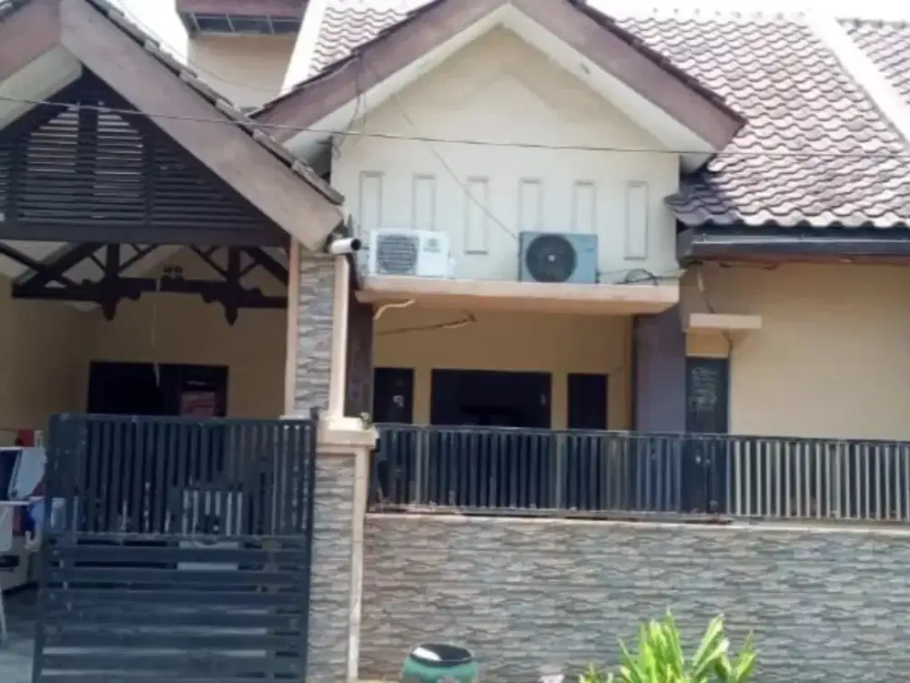 Dijual rumah banting harga di Pondok Mutiara