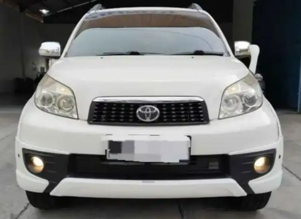 Bu jual Rush TRD Sportivo 1.5 A/T 2014