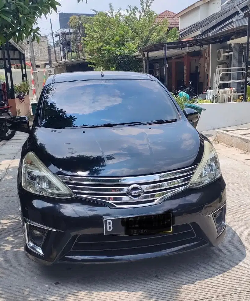 Nissan Grand livina 2015 Bensin