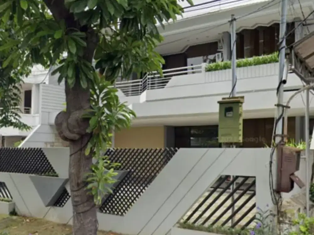 Dijual rumah di Embong Kenongo pusat kota Surabaya