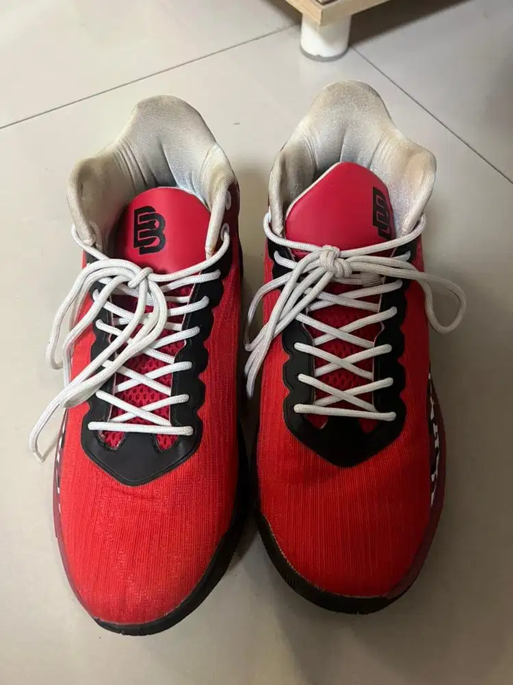 Sepatu Basket Ballerbro