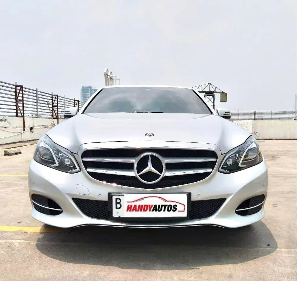 Mercedes Benz E250 Tahun 2014 Matic Silver