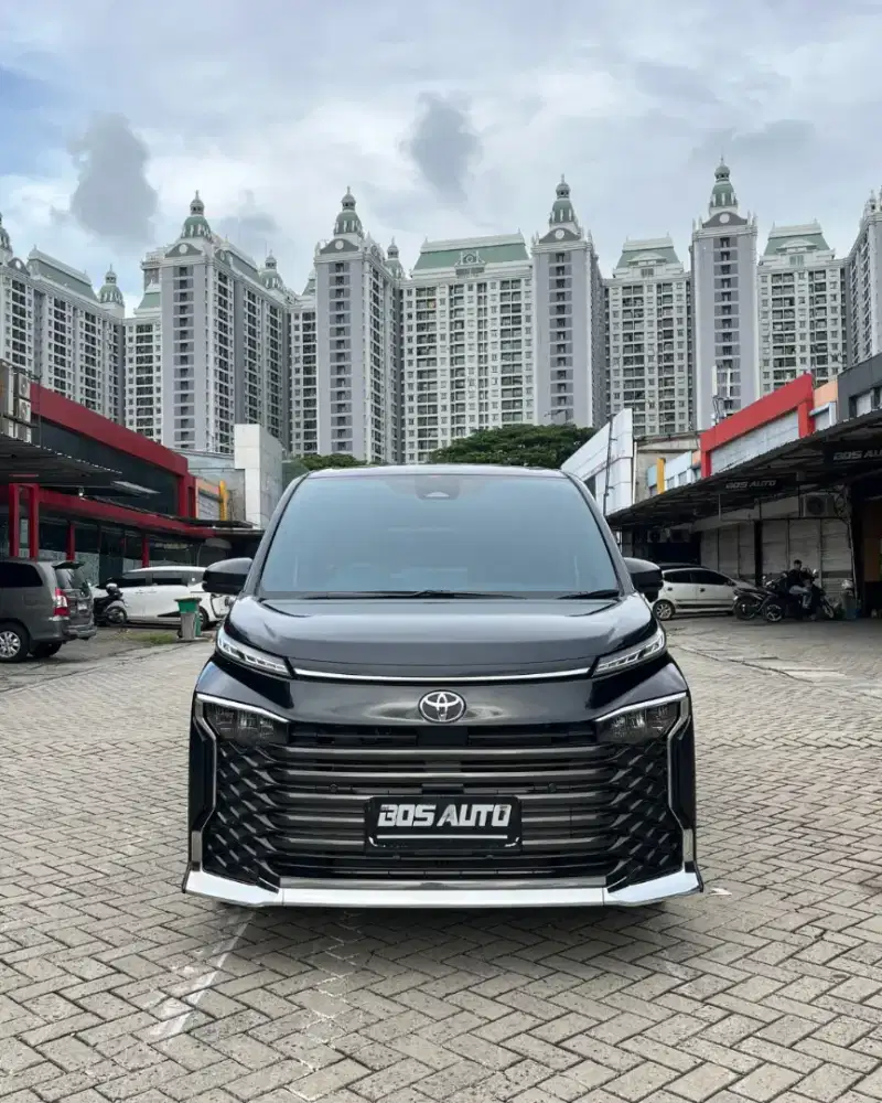 Toyota new voxy 2025