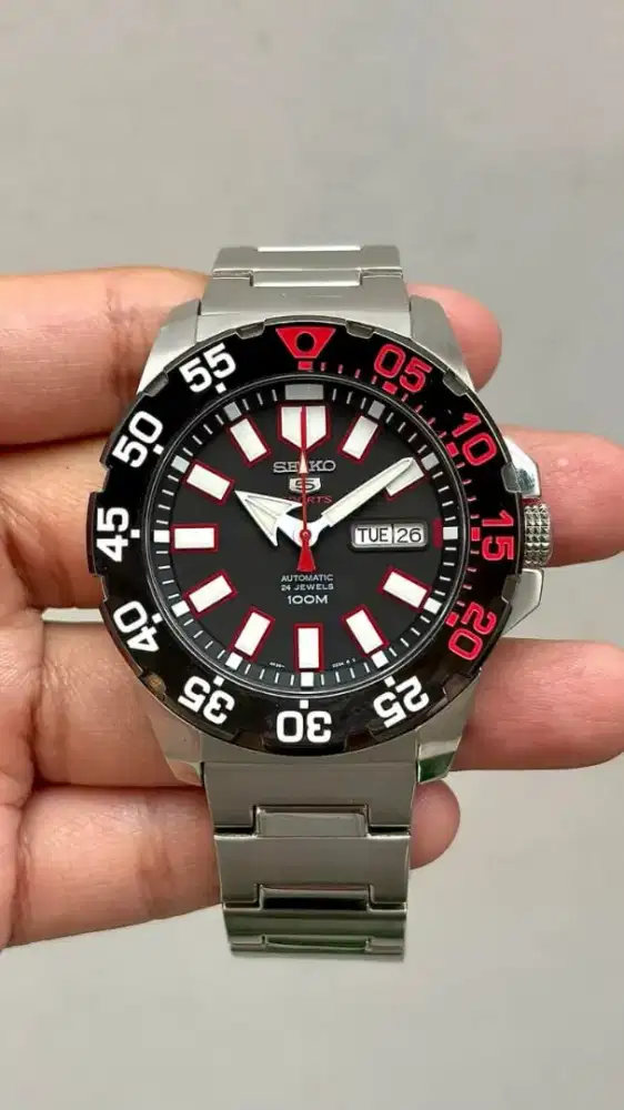 SEIKO 5  SRP487K1