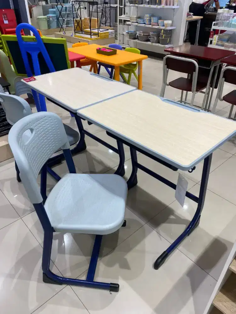 Kursi&meja sekolah