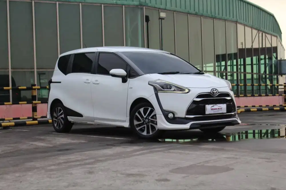 [KM50RB] Toyota Sienta Q CVT 2018 G V AT