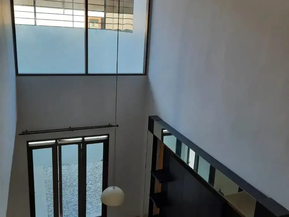 Rumah 2 Lt Batununggal Jelita 2 Lt Semi Furnish Minimalis