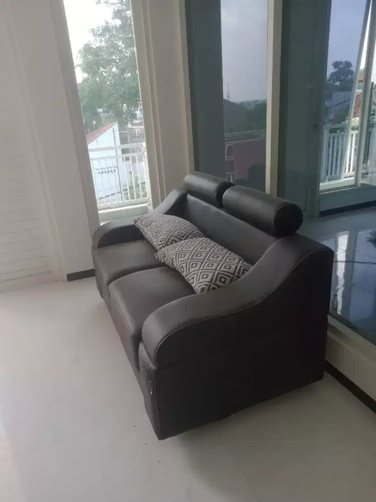 Dijual Murah Sofa tamu 2 buah