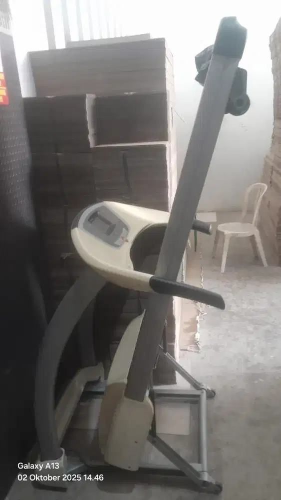 Treadmill (rusak dinamo)