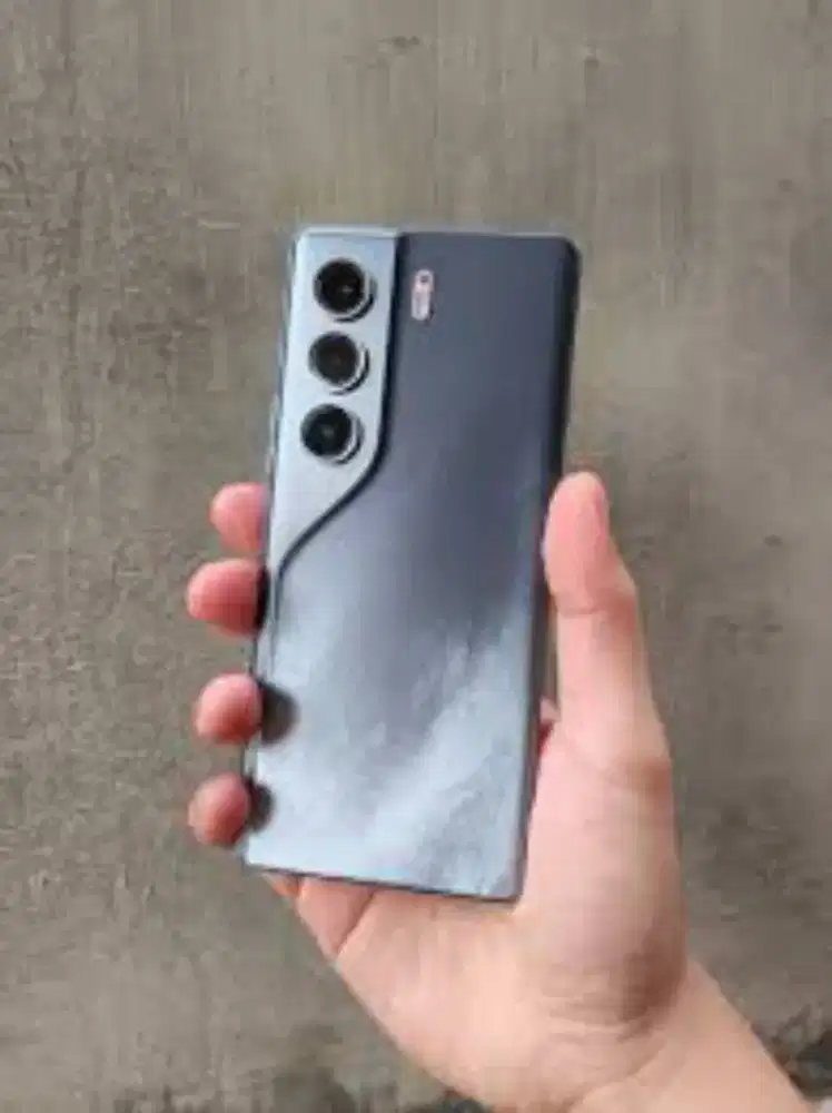 BNOB-TECNO CAMON 40 PRO 5G - HITAM