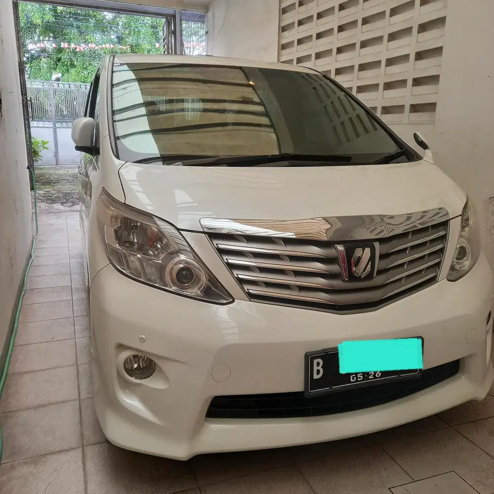 Toyota Alphard 2011 Bensin