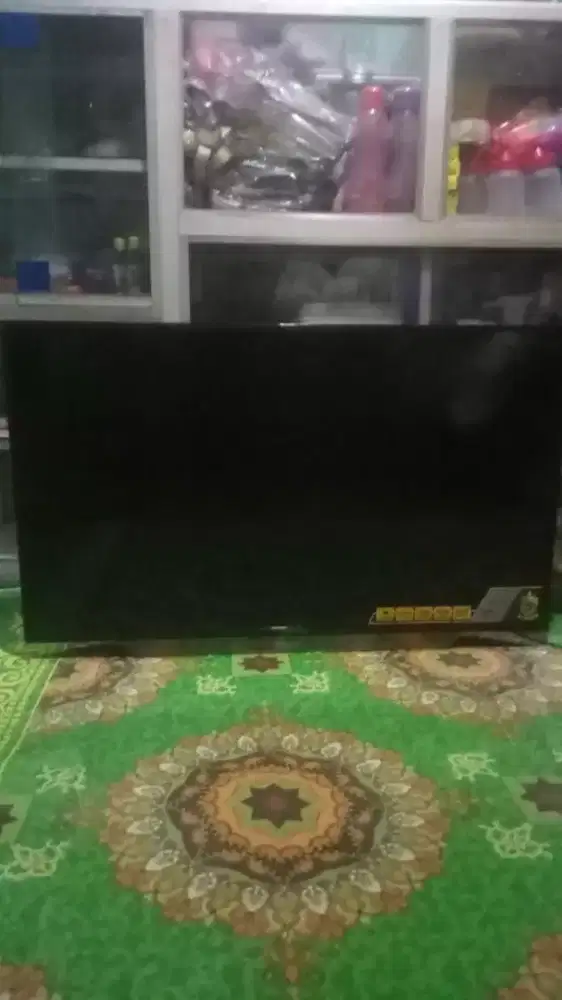 TV POLYTRON LED 43 INCH