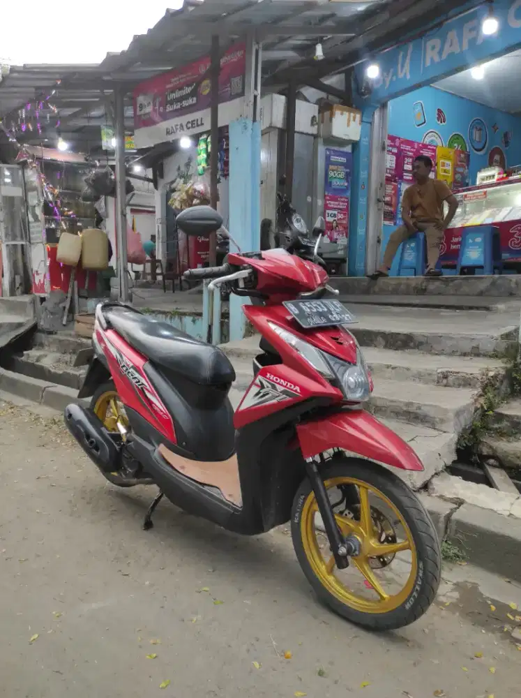 Honda Beat Fi Esp thn 2015