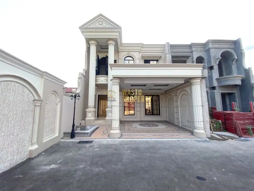 RUMAH MEWAH DENGAN PRIVATE POOL DI SLEMAN, DALAM KOMPLEK EKSKLUSIF