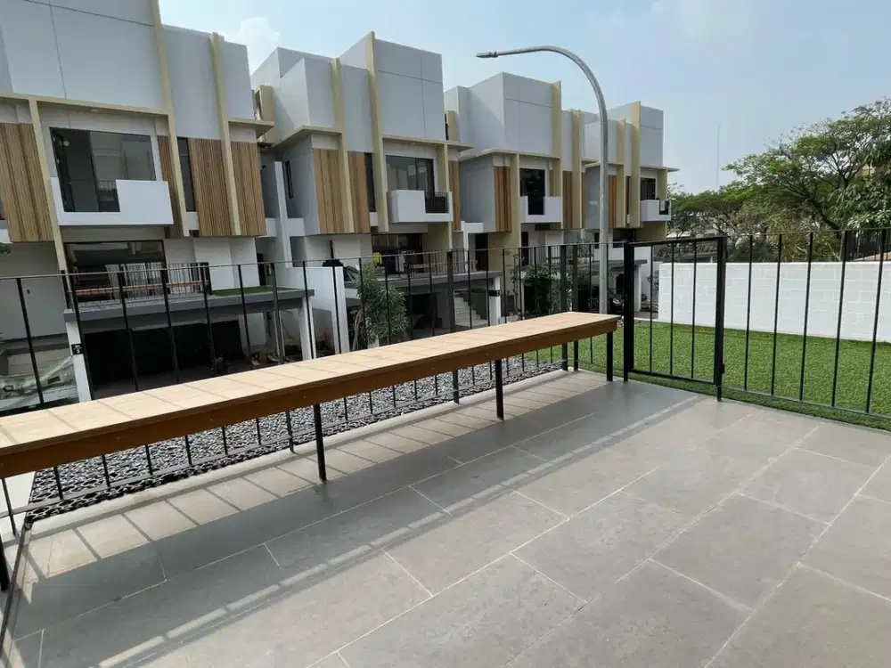 Dijual Dan Disewakan Rumah Blizfield BSD City, Fio