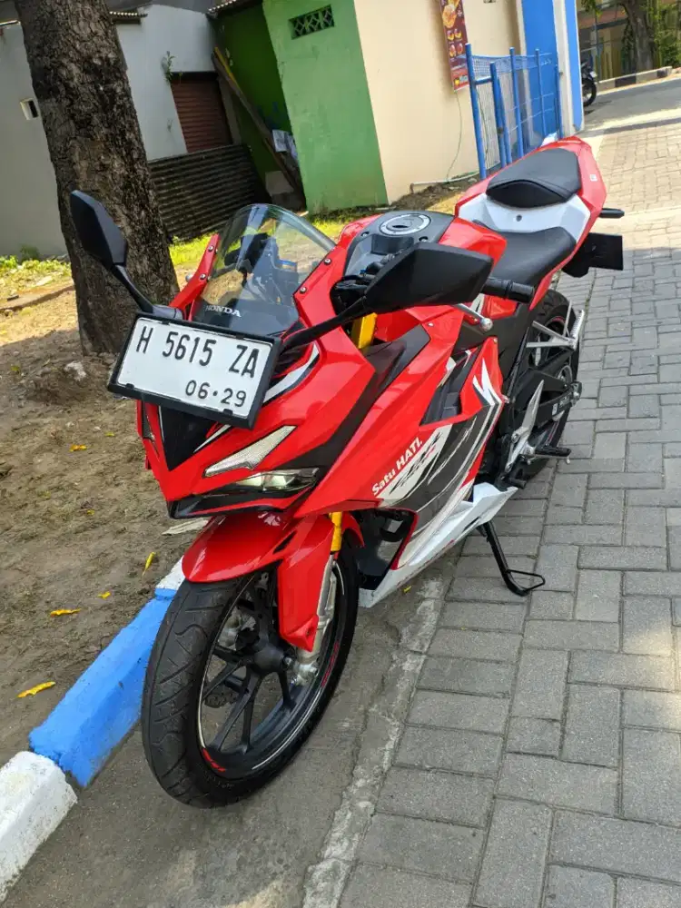 Honda CBR 150cc th 2024 DP murah