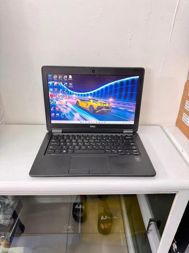 DELL 7250 CORE I5 RAM 8GB SSD 128GB