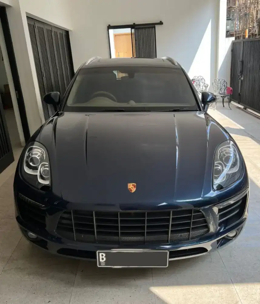 MURAH CASH. PORSCHE MACAN S Turbo 2015 cayenne 2014