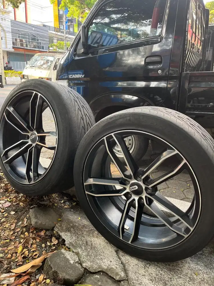 Velg ring 20 Bekas Mulus (Ban Toyo proces 245/45/20)