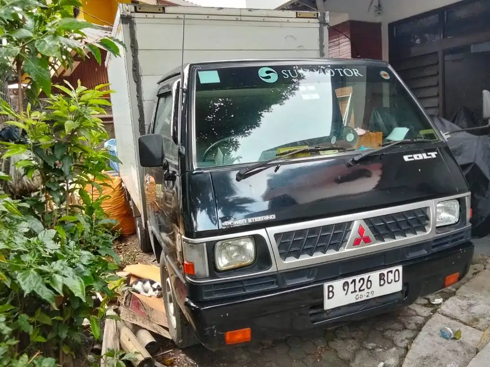 Mobil Box L 300