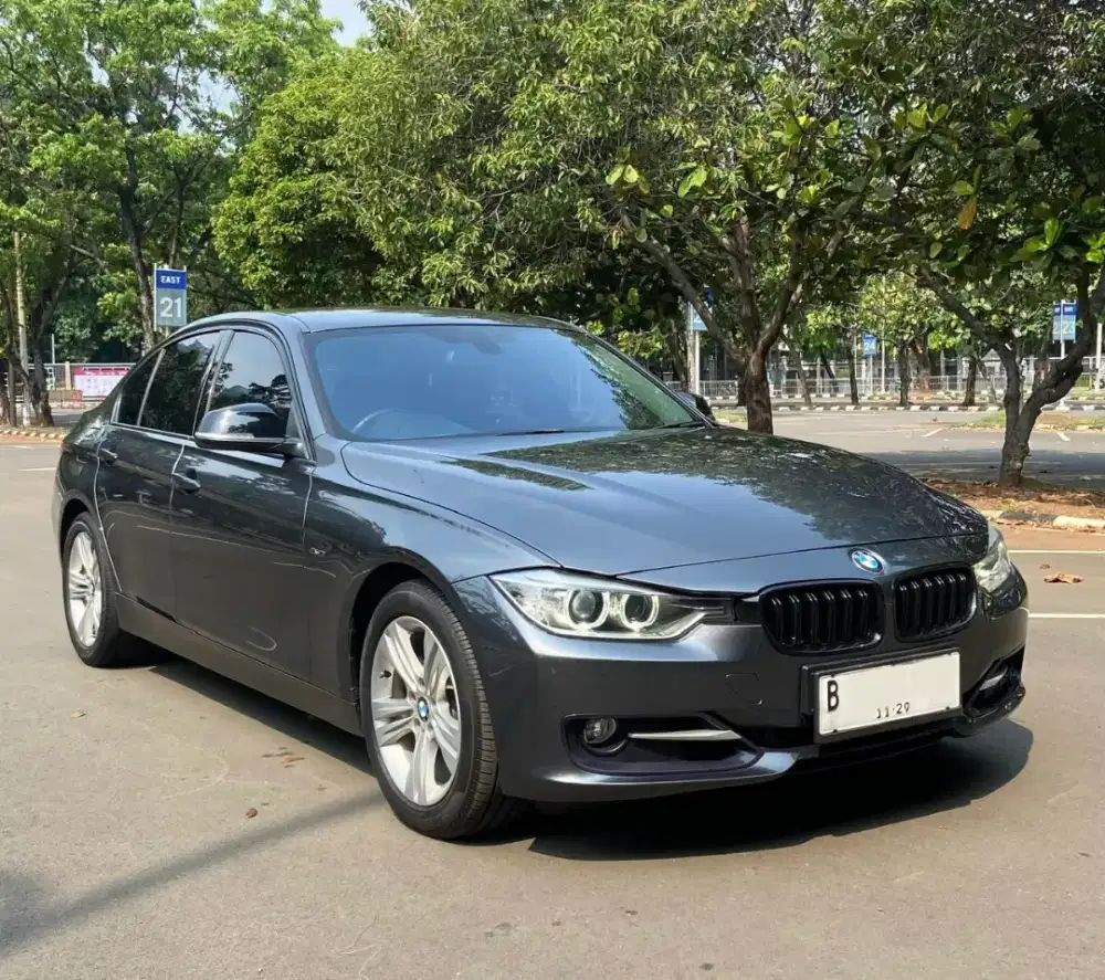 BMW 320i f30 M sport at 2014