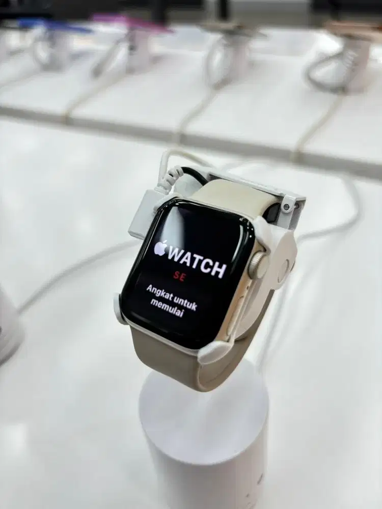 CICILAN IWATCH SE GEN 2 Promo Bunga Ringan