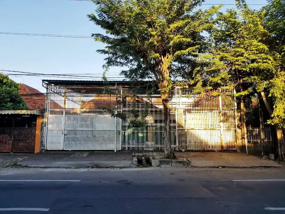 Rumah Usaha Area Komersial Tengah Kota, Surabaya Pusat, Jalan Imam Bonjol