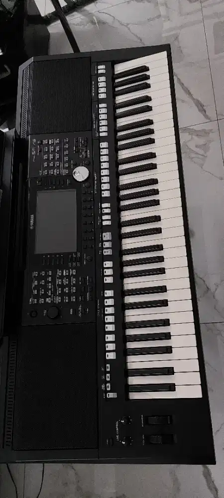 Keyboard yamaha Psr - S 975