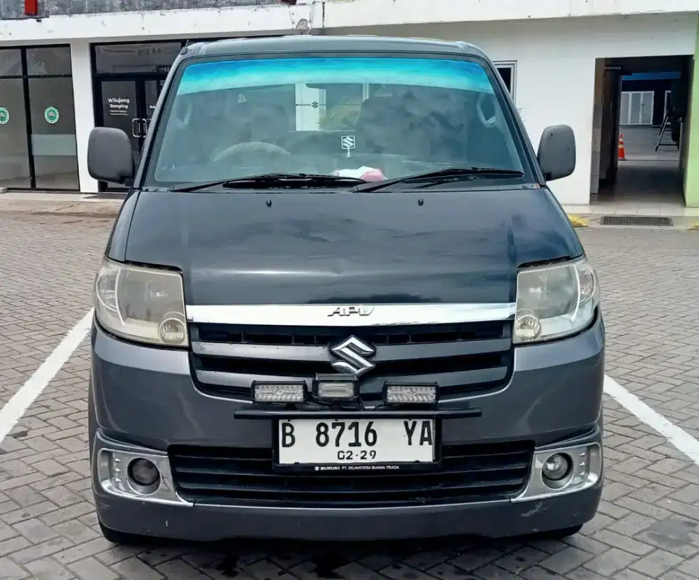 (Istimewa)Suzuki APV GL metik 2009 pjk hidup