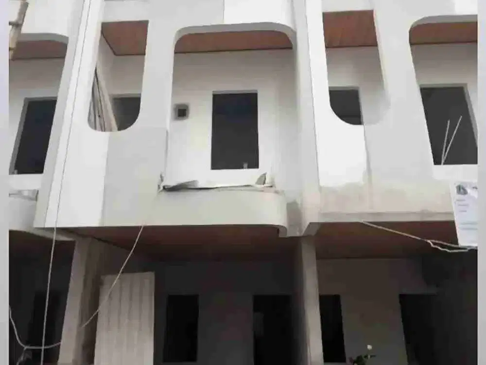 Rumah 3 Lt Terlaris di Utan Kayu Utara Matraman Dekat Stasiun, Toll Rawamangun,  Cempaka Putih, FKUI. Sisa 2 Unit Terakhir
