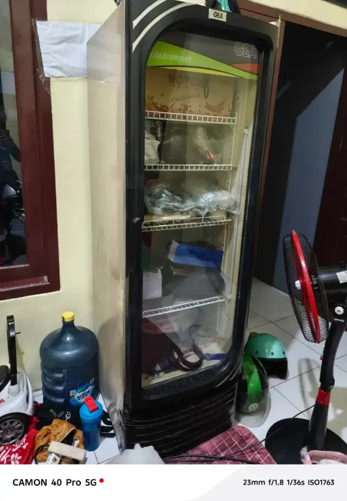 Showcase rak 5 gea