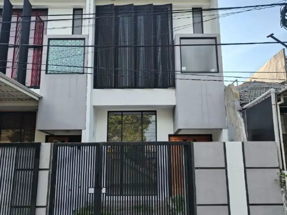 RUMAH BARU DI RUNGKUT ASRI, PREMIUM LIVING, DEKAT MERR