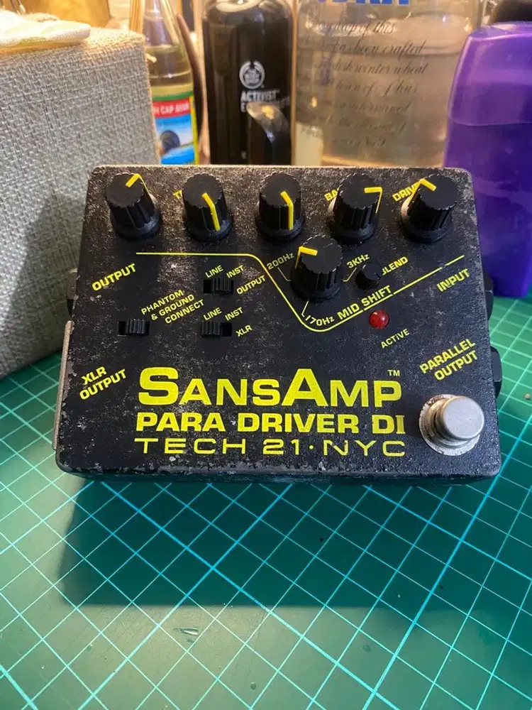 Bass PreAmp SansAmp Para Driver DI Tech 21 V1