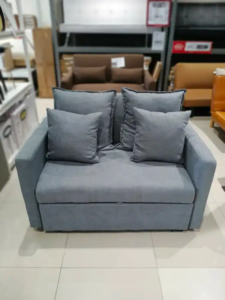Dijual cepat sofa sleeper