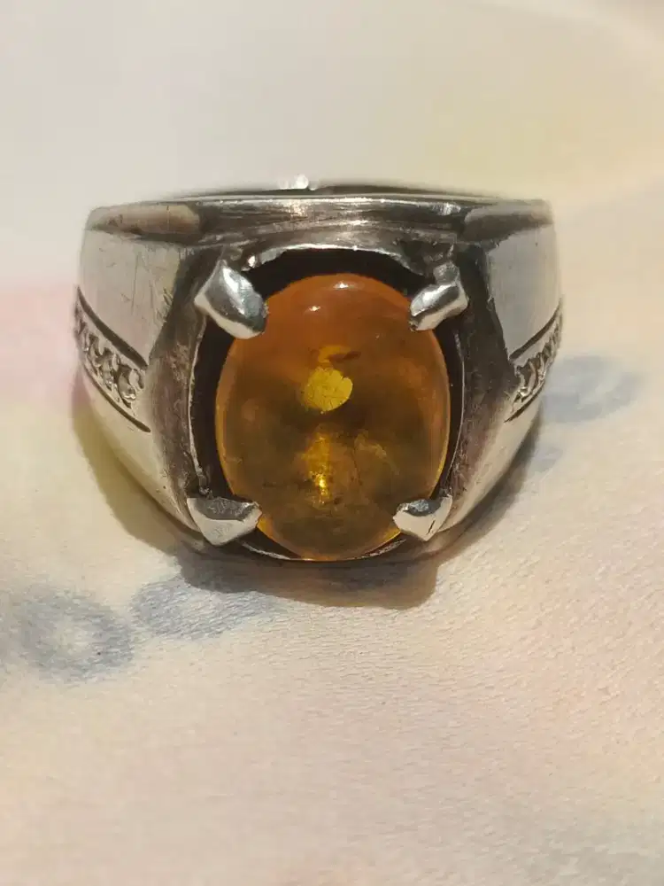 Batu permata citrine natural