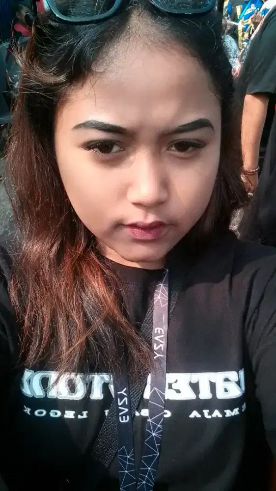 Nyari krja yang serius