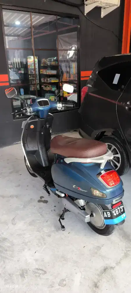 Motor Listrik AB Sleman warna Navy Uwinfly