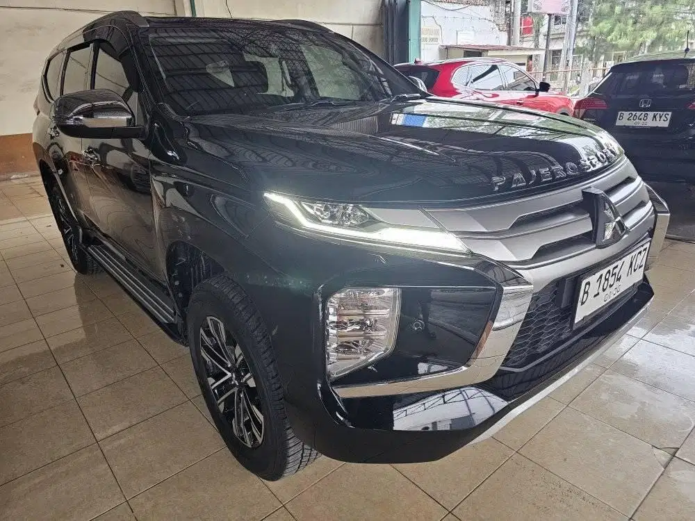 Mitsubishi Pajero Sport New Dakar 4x2 At Diesel 2023 Hitam